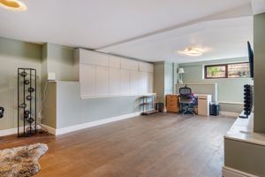 Family Room- click for photo gallery